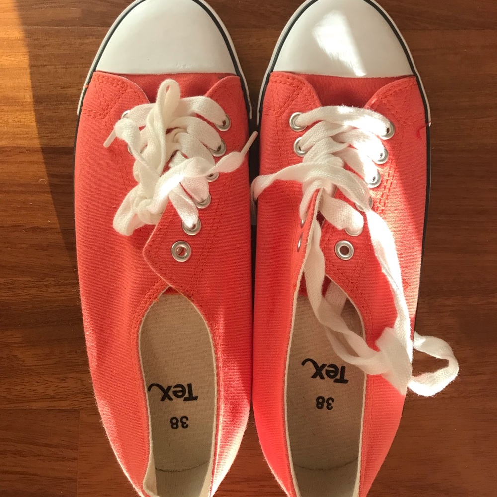Women Tex shoe size 38 orange new